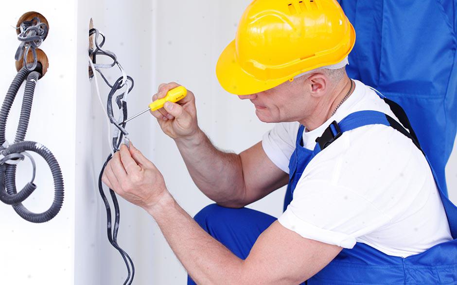électricien dans le bâtiment Puteaux